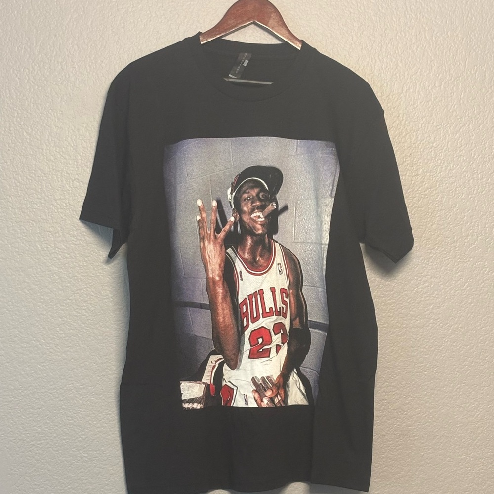 Michael Jordan Graphic T-Shirt with Bulls Print